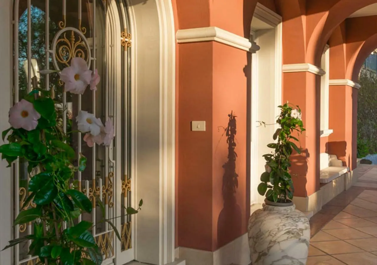 Villa Bonini Massa  Bed & Breakfast Massa (Tuscany)