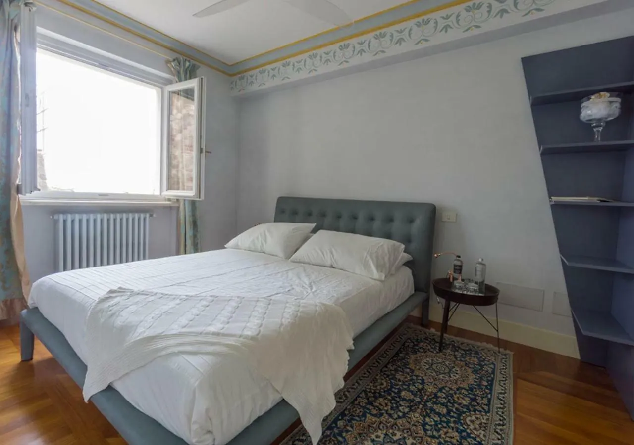 Villa Bonini Massa  3*, Massa (Tuscany) Italia